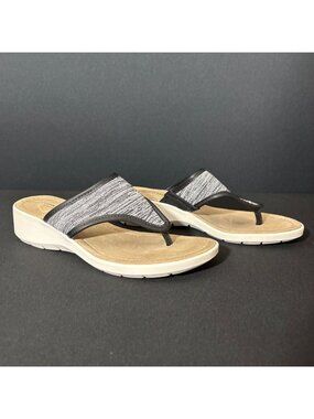 St. Johns Bay Women's Wedge Sandals Memory Foam Comfortable Flip Flops Size L